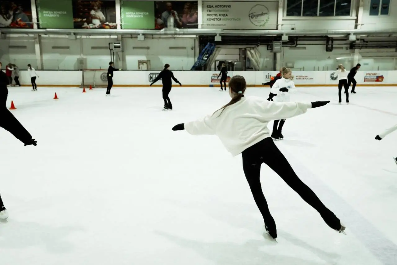 15 лет в ледяной сказке: волшебство фигурного катания с клубом «6.0!». Часть 1